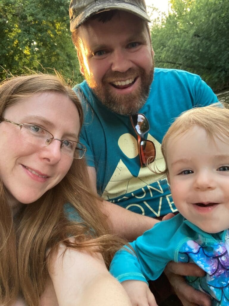 Kelli Hoffman with family